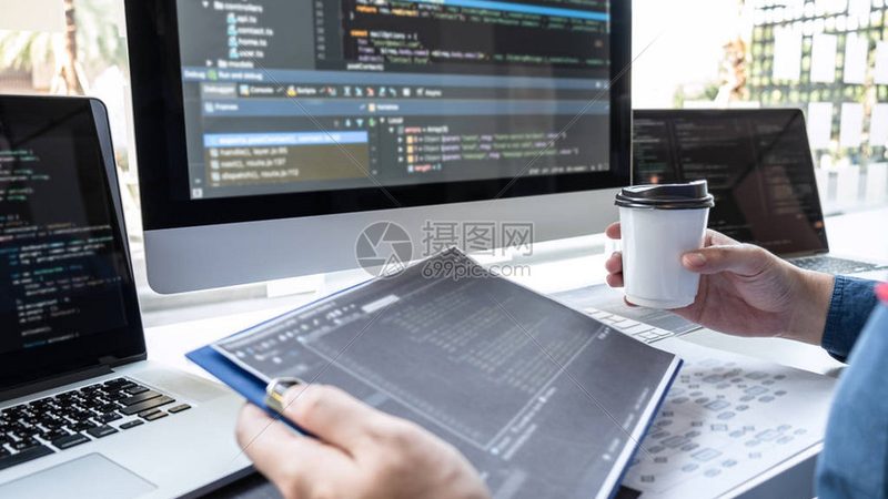 行业背景：服装行业数字化转型加速